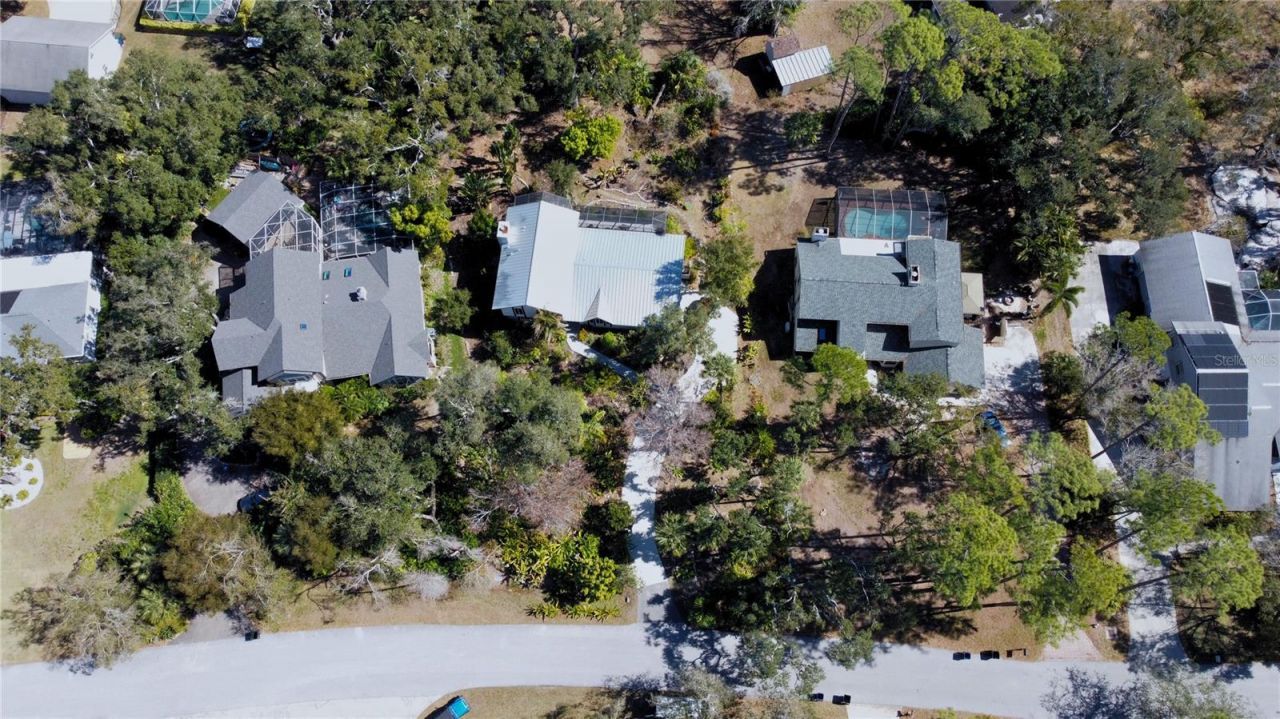 1035 Sirus Trail, Sarasota, FL 34232 Photo