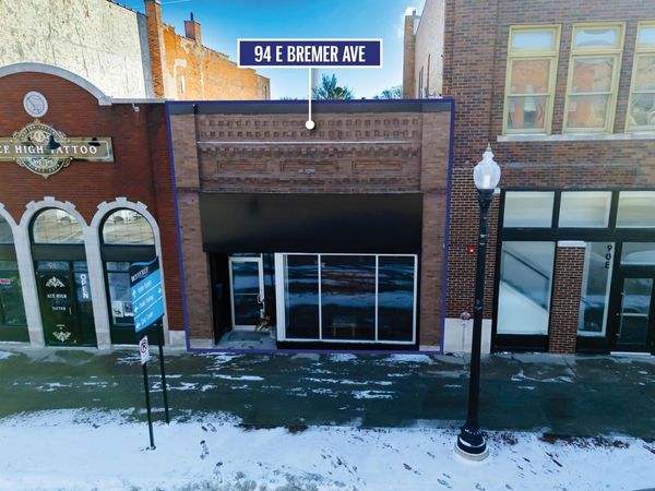 94 E Bremer Avenue, Waverly, IA 50677