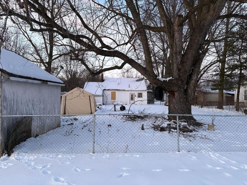 5 W Taylor Street, Ashley, OH 43003 Photo 4