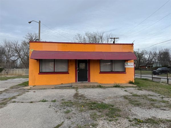 2203 N Lewis Avenue , Tulsa, OK 74110