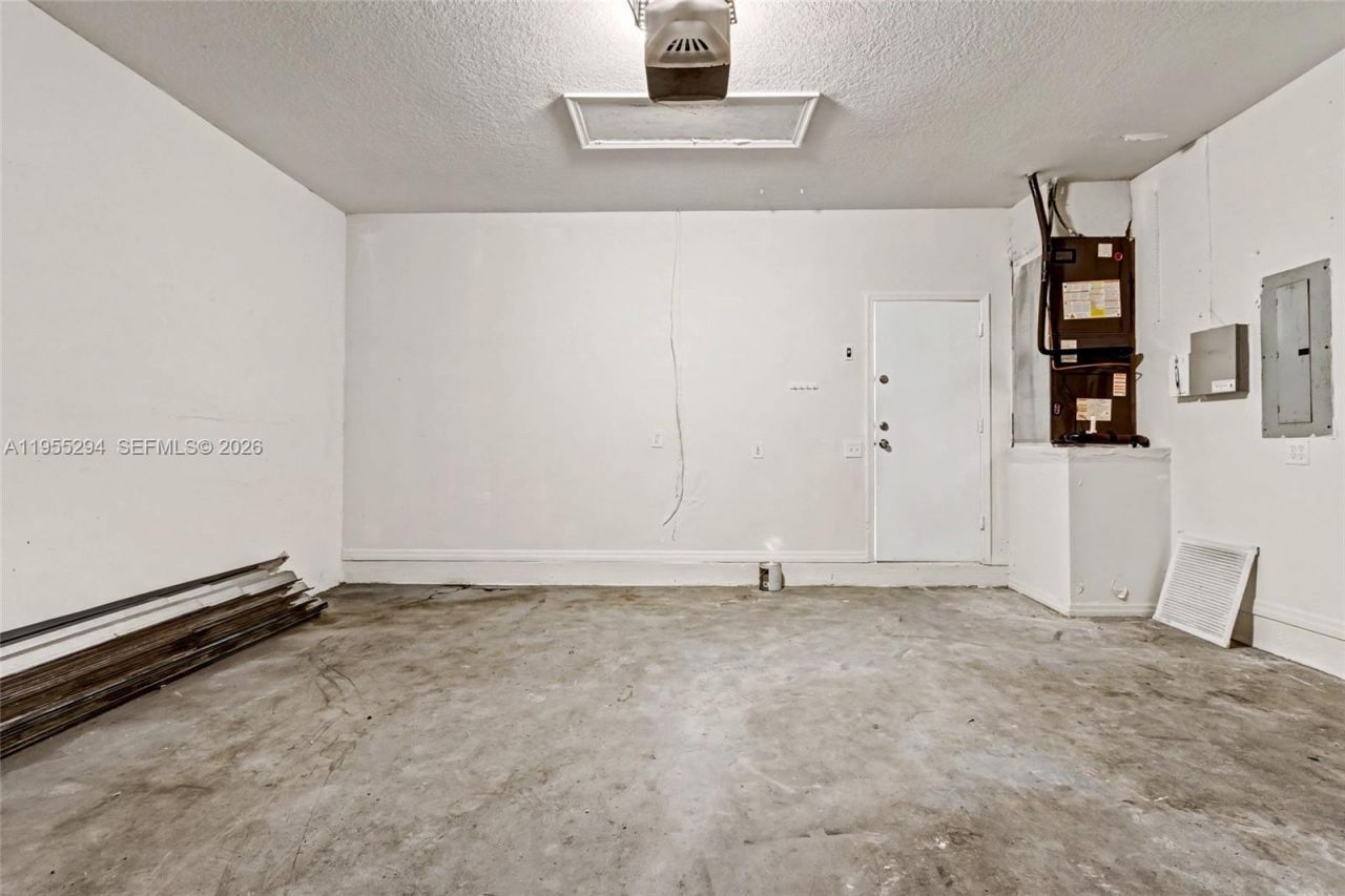 12123 NW 15th Ct, Coral Springs, FL 33071 Photo