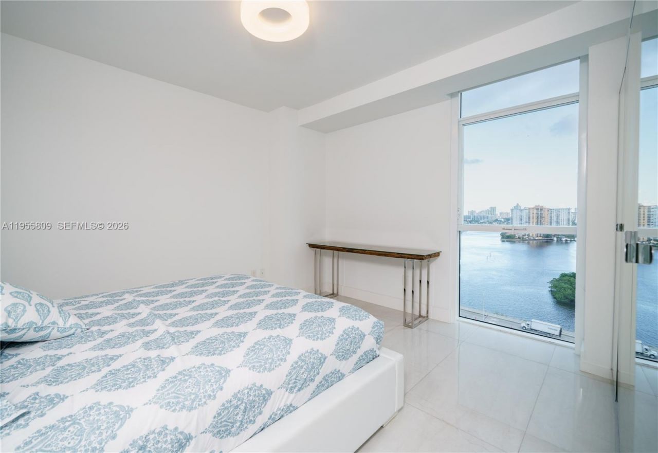 400 Sunny Isles Blvd , Unit 1704, Sunny Isles Beach, FL 33160 Photo