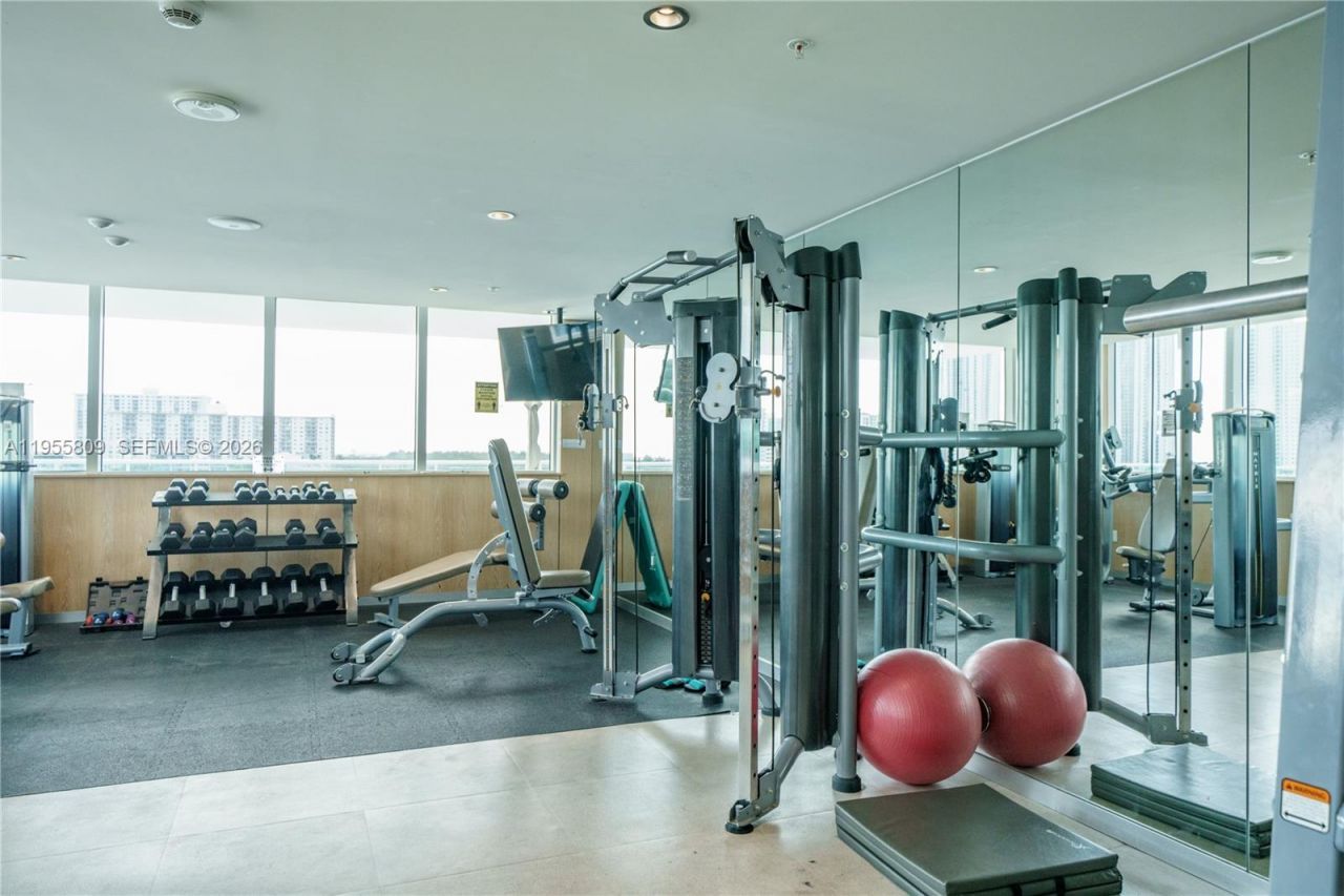 400 Sunny Isles Blvd , Unit 1704, Sunny Isles Beach, FL 33160 Photo