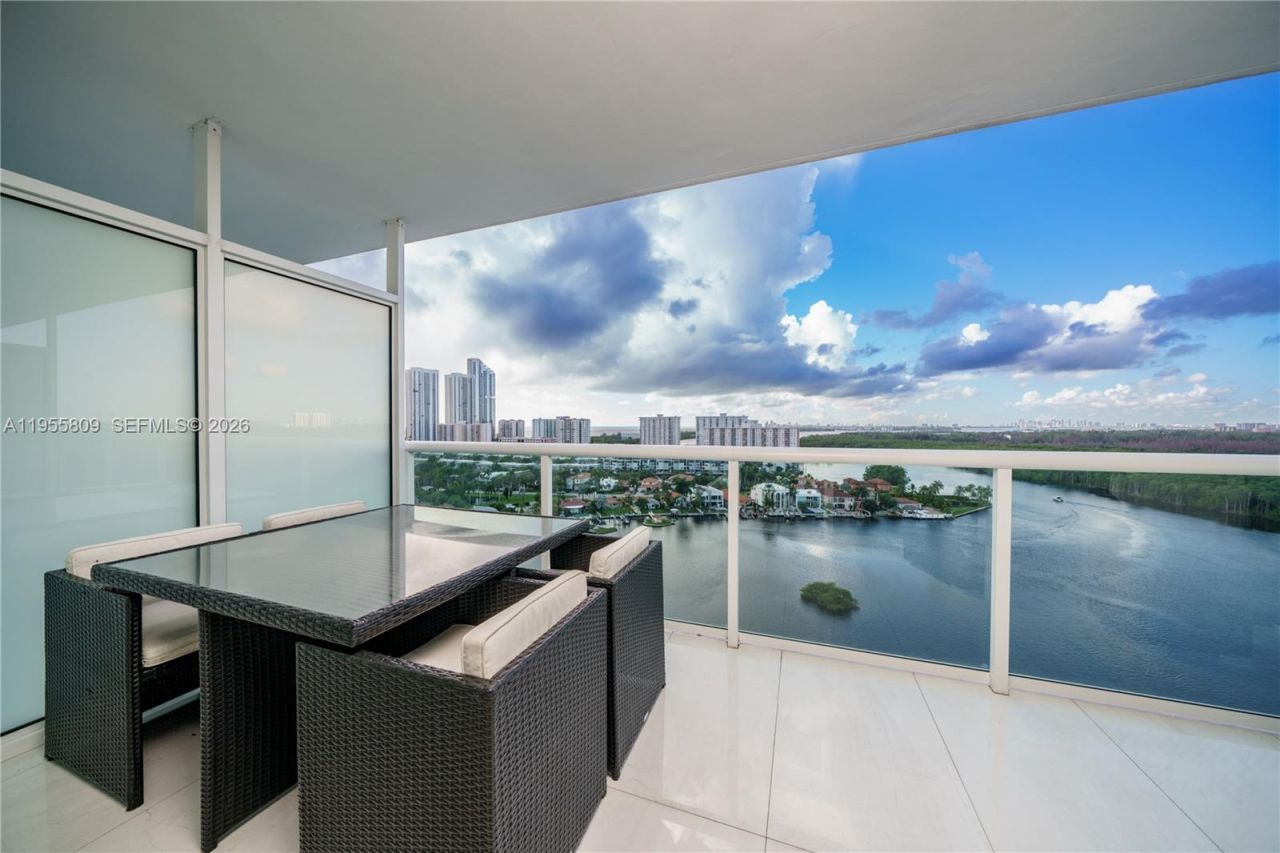 400 Sunny Isles Blvd , Unit 1704, Sunny Isles Beach, FL 33160 Photo