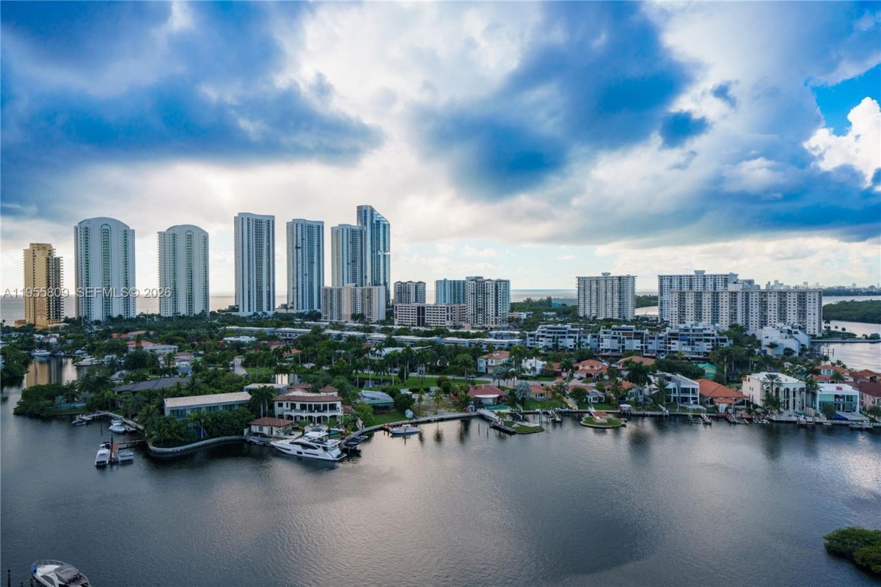 400 Sunny Isles Blvd , Unit 1704, Sunny Isles Beach, FL 33160 Photo