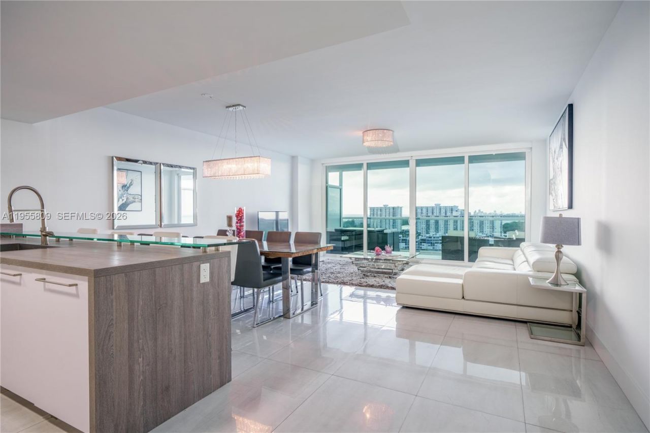 400 Sunny Isles Blvd , Unit 1704, Sunny Isles Beach, FL 33160 Photo