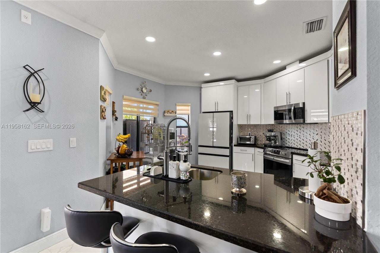 3281 SW 145th Ave, Miami, FL 33175 Photo