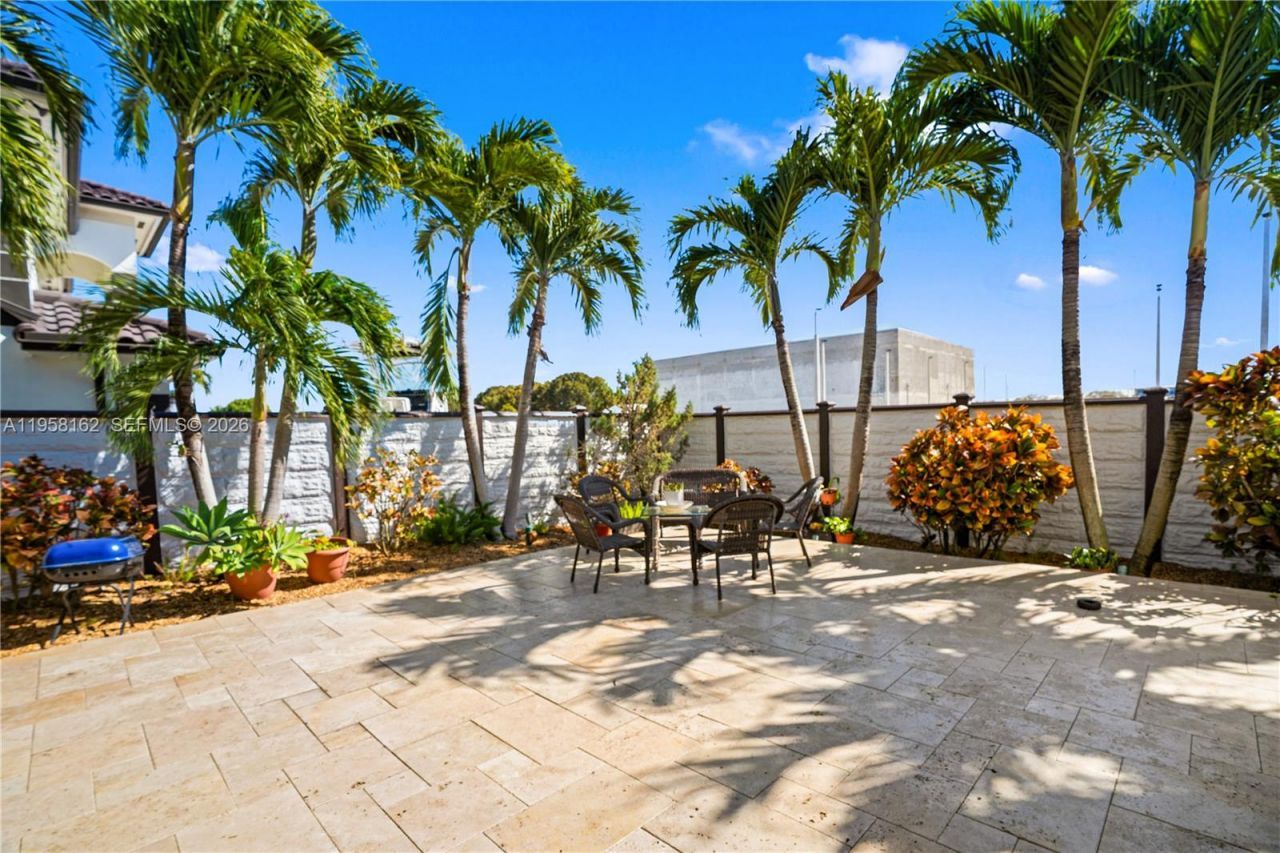 3281 SW 145th Ave, Miami, FL 33175 Photo