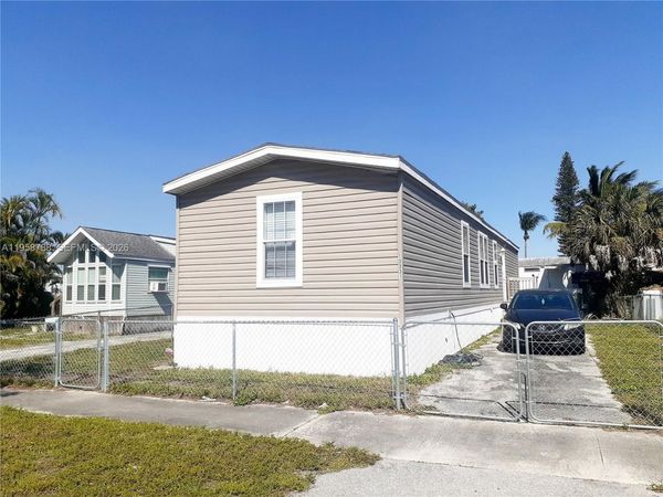 13331 SW 7th Pl, Davie, FL 33325