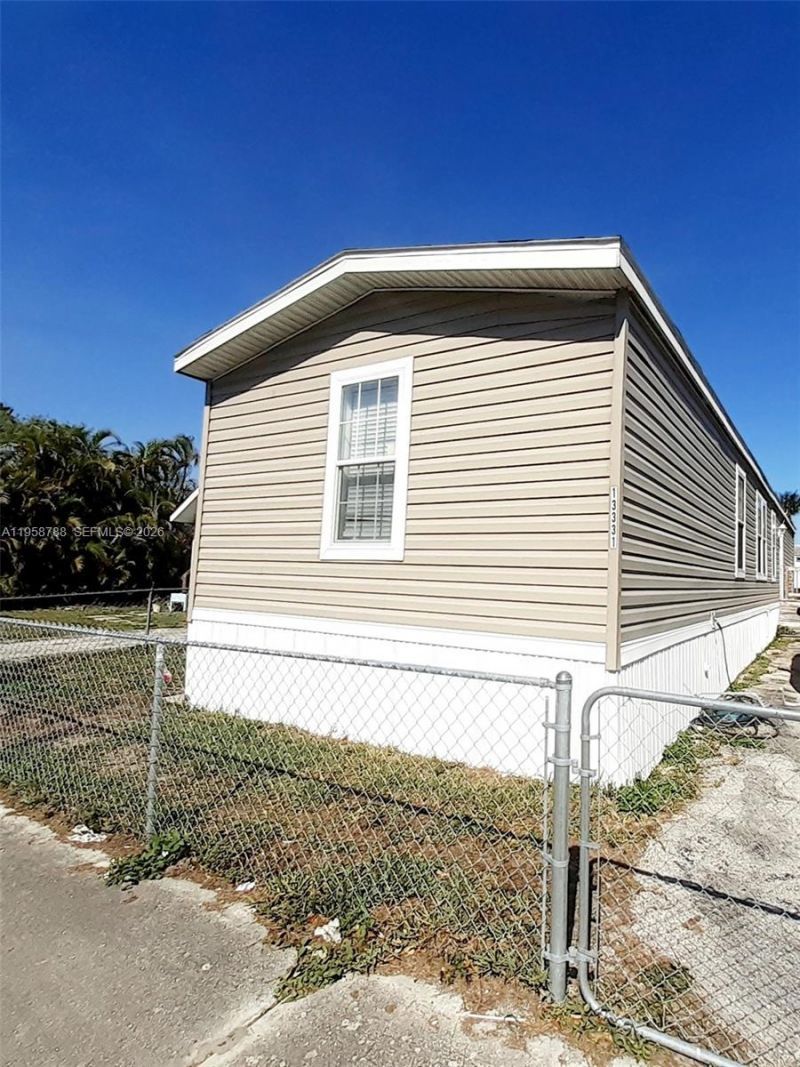 13331 SW 7th Pl, Davie, FL 33325 Photo