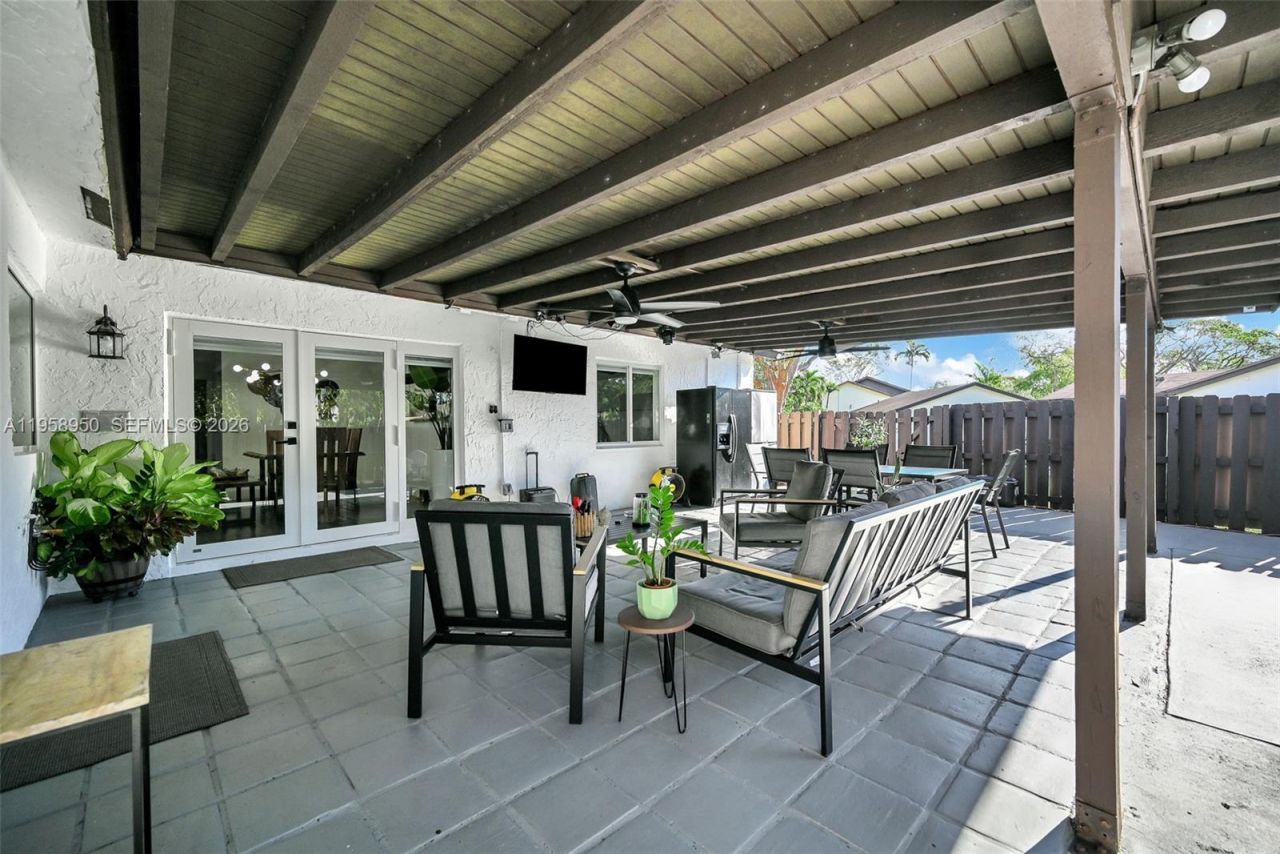 13416 SW 108th St Cir N, Miami, FL 33186 Photo