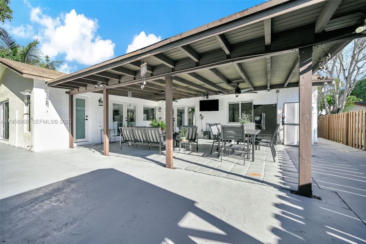 13416 SW 108th St Cir N, Miami, FL 33186 Photo