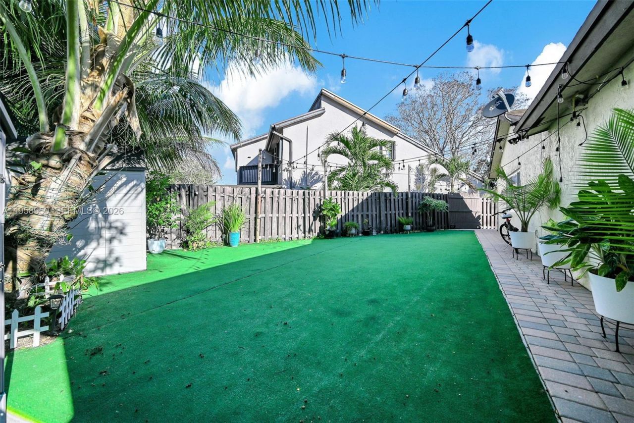 13416 SW 108th St Cir N, Miami, FL 33186 Photo