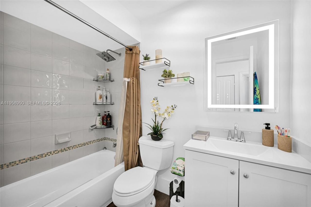 13416 SW 108th St Cir N, Miami, FL 33186 Photo