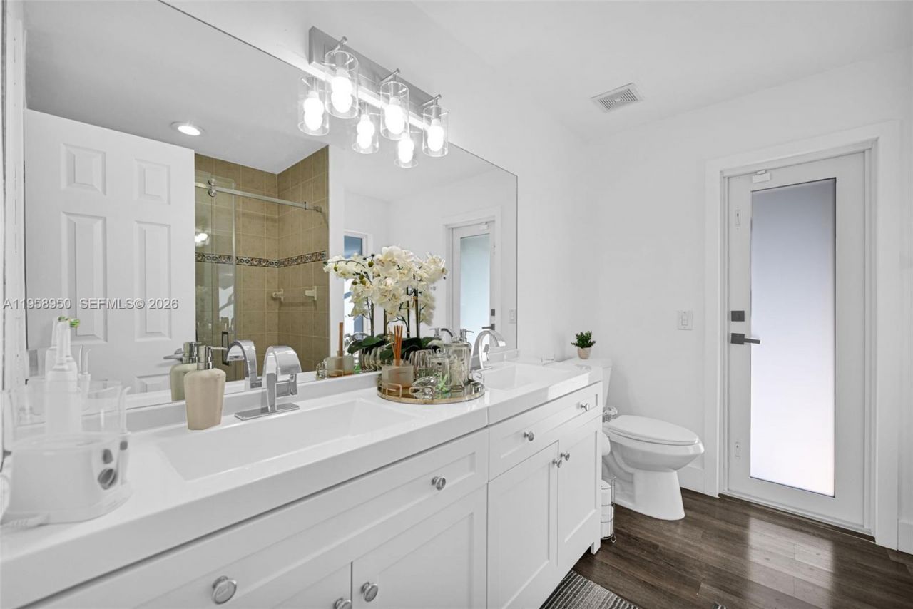 13416 SW 108th St Cir N, Miami, FL 33186 Photo