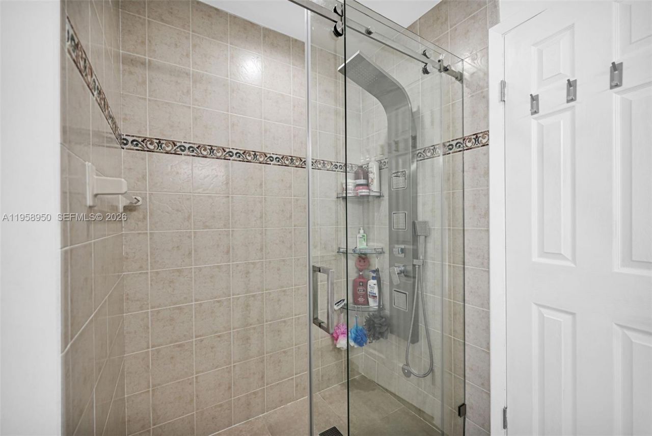 13416 SW 108th St Cir N, Miami, FL 33186 Photo