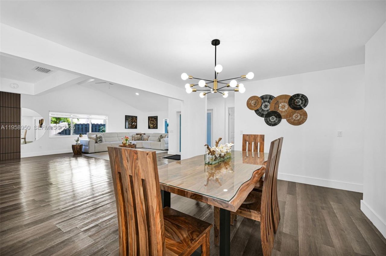 13416 SW 108th St Cir N, Miami, FL 33186 Photo