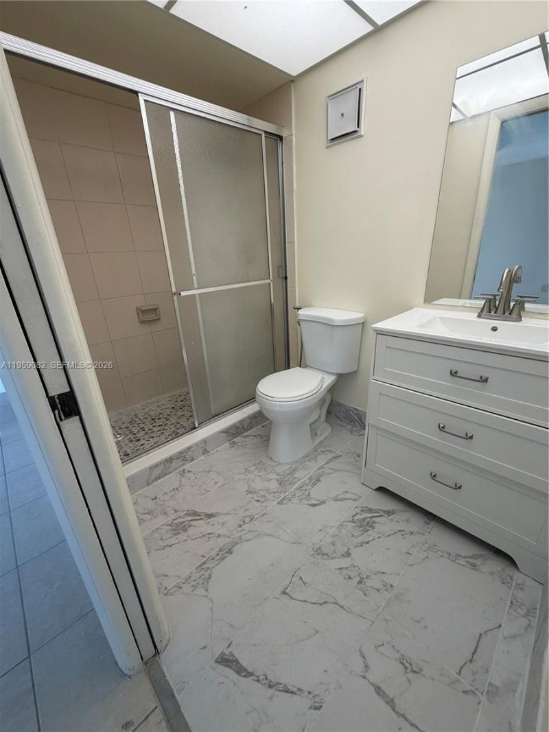 8600 SW 133rd Ave Rd, Unit 422, Miami, FL 33183 Photo