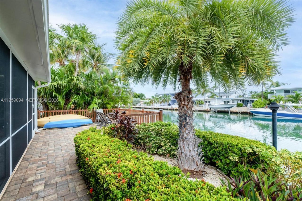 410 10th St , Key Colony, FL 33051 Photo