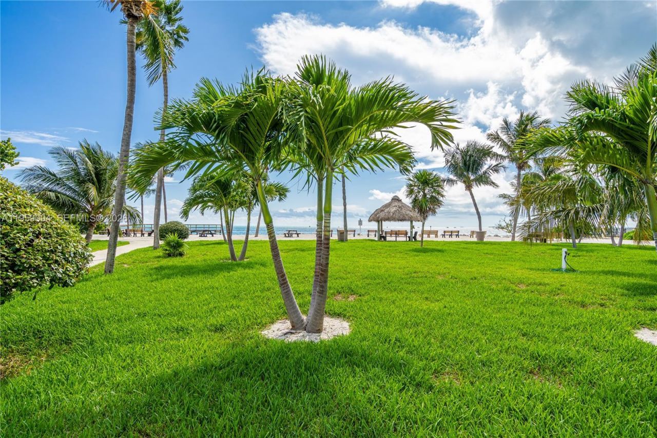 410 10th St , Key Colony, FL 33051 Photo