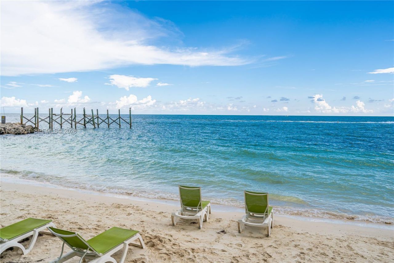 410 10th St , Key Colony, FL 33051 Photo