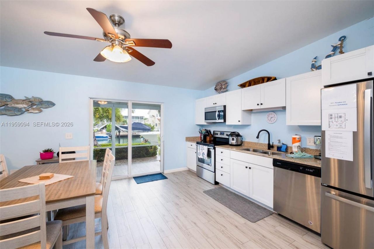 410 10th St , Key Colony, FL 33051 Photo