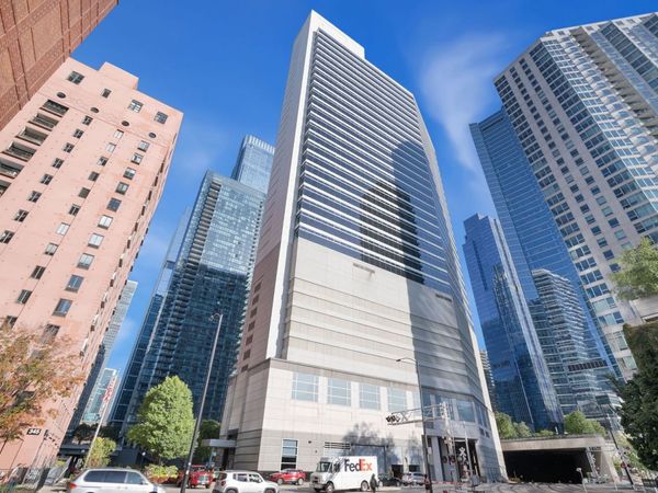 333 N Canal Street, Unit 1403, Chicago, IL 60606