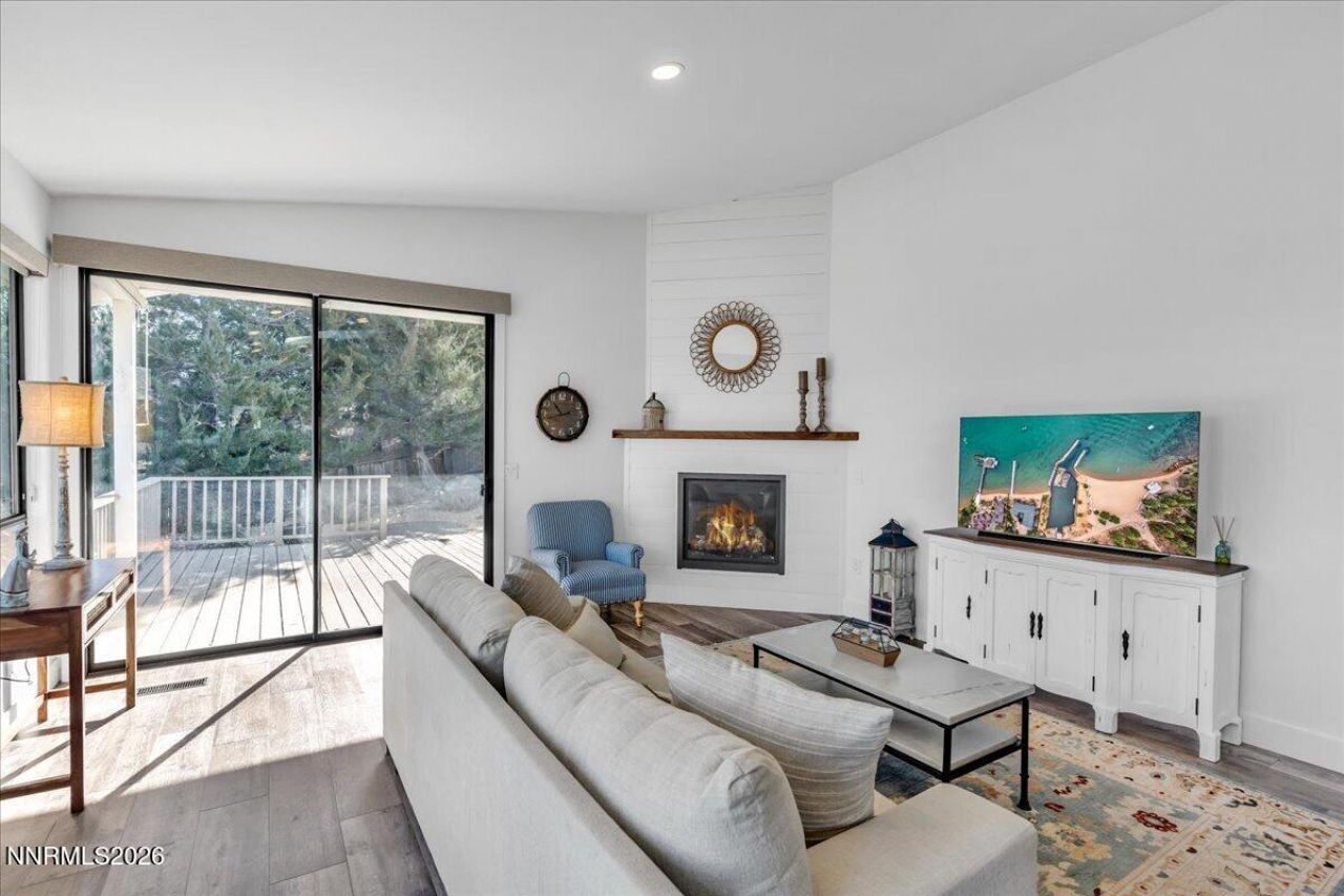 1243 Sharrow Way, Carson City, NV 89703 Photo