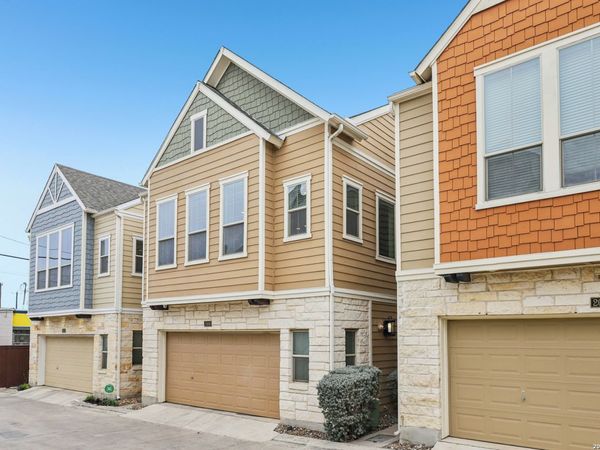 2009 McCullough, San Antonio, TX 78212