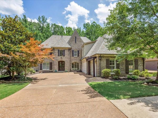 4760 MAPLE WALK DR, Lakeland, TN 38002