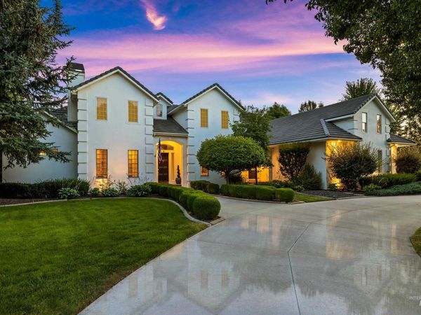 3075 W Balata Ct, Meridian, ID 83646