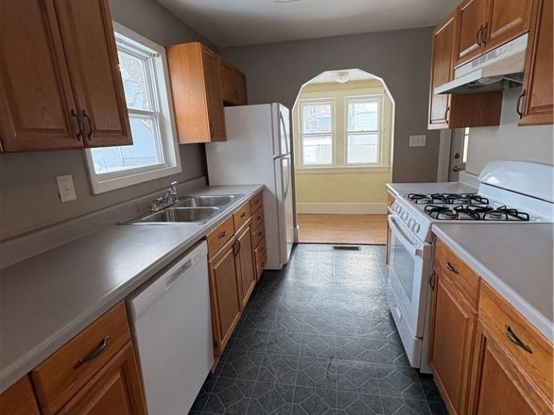 1364 Eastwood Avenue, Akron, OH 44305 Photo 7