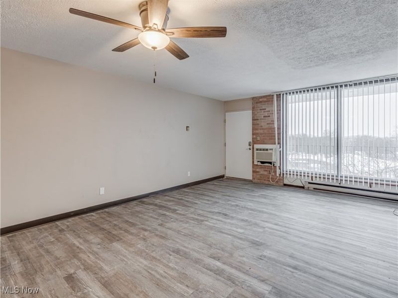 2331 E Market Street, Unit 609, Akron, OH 44312 Photo 2