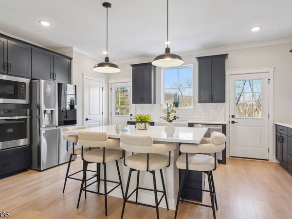 41 Kelly Ln, Wharton, NJ 07885