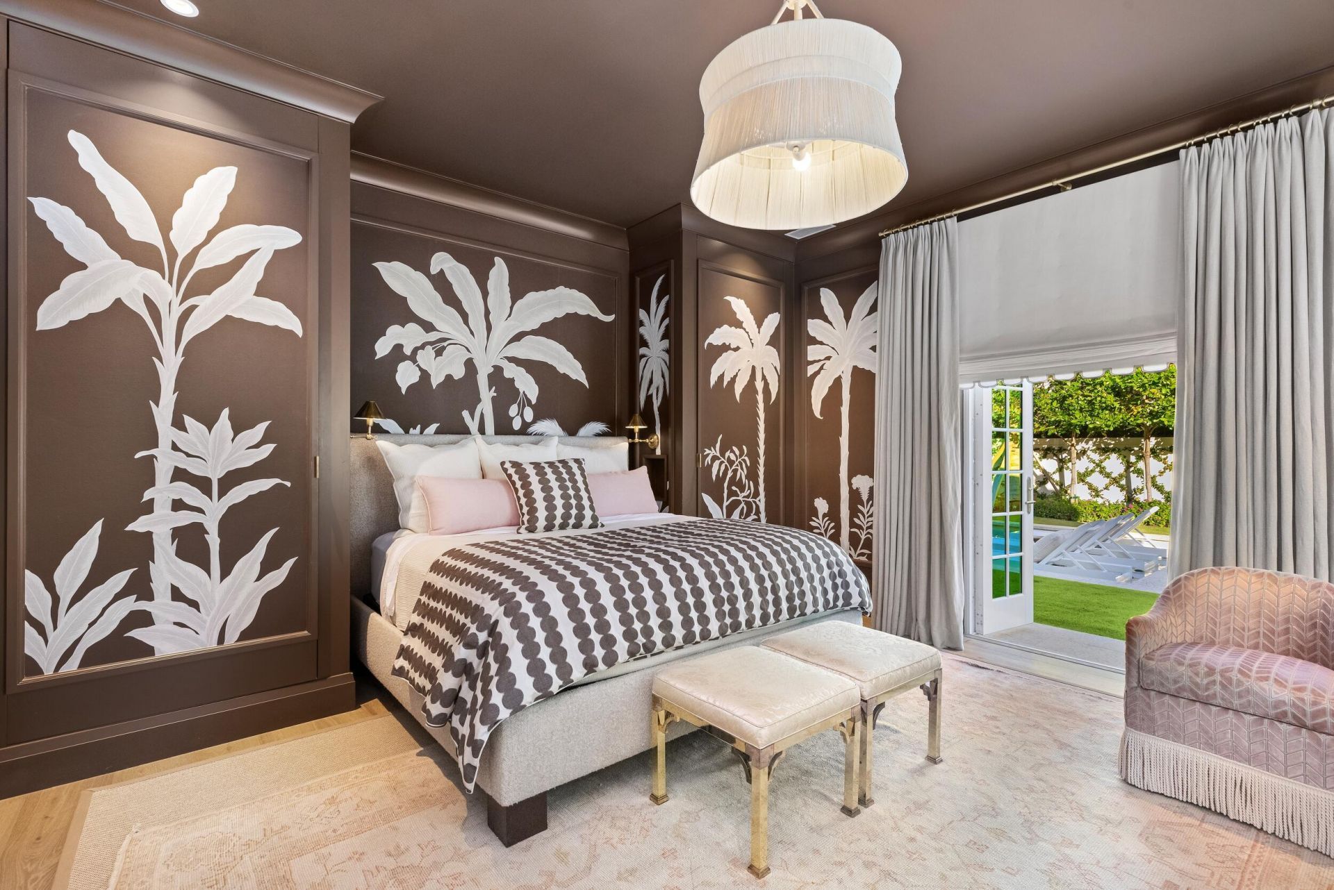 309 Chapel Hill Road, Palm Beach, FL 33480 Photo