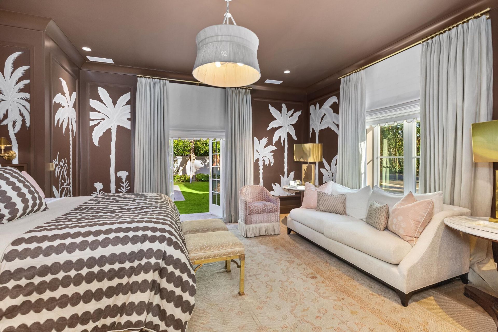 309 Chapel Hill Road, Palm Beach, FL 33480 Photo