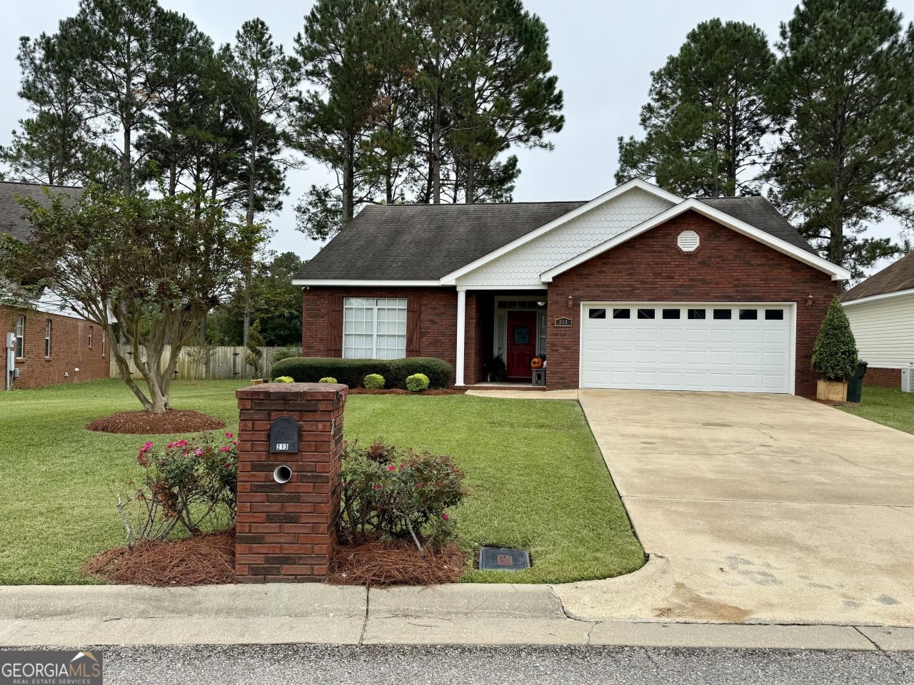 213 Okeechobee Drive, Dothan, AL 36301 Main Photo