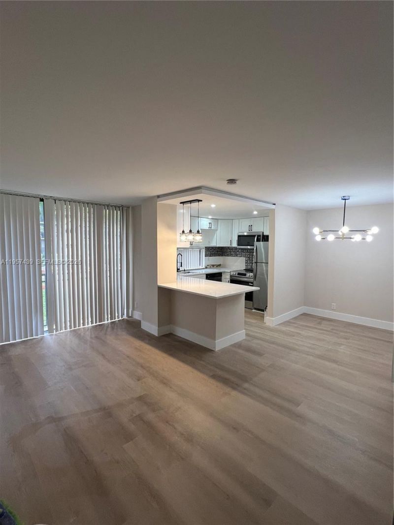 17021 N Bay Rd , Unit 124, Sunny Isles Beach, FL 33160 Photo