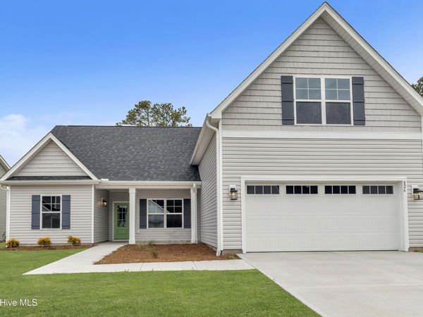 826 Red Sky Drive NE, Winnabow, NC 28479