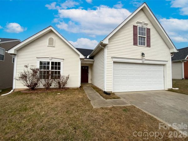 3727 Pimilico Trace Lane, Charlotte, NC 28216