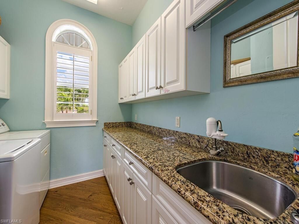 464 Oak Ave, Naples, FL 34108 Photo