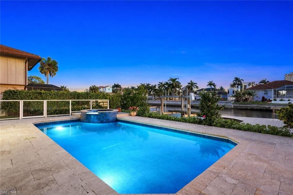 464 Oak Ave, Naples, FL 34108 Photo