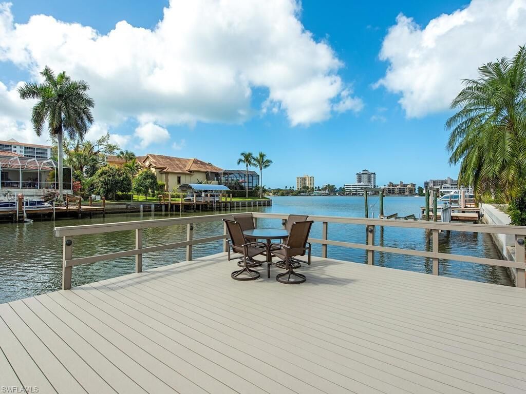 464 Oak Ave, Naples, FL 34108 Photo