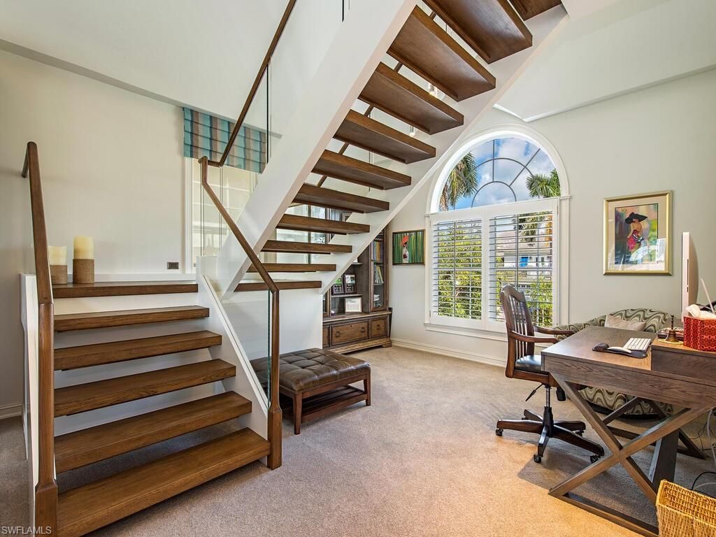 464 Oak Ave, Naples, FL 34108 Photo