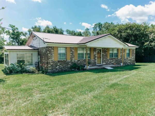 7569 Pine Meadows Loop, Milton, FL 32571