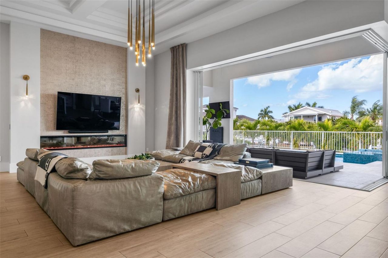 1643 Stanford Lane, Sarasota, FL 34231 Photo