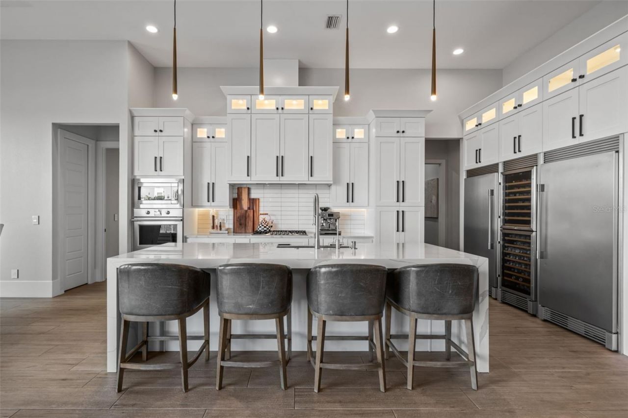 1643 Stanford Lane, Sarasota, FL 34231 Photo