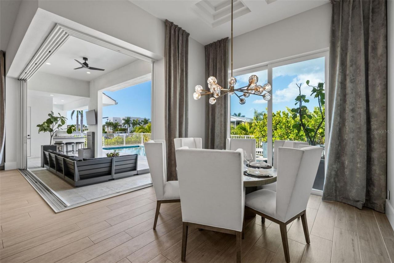 1643 Stanford Lane, Sarasota, FL 34231 Photo