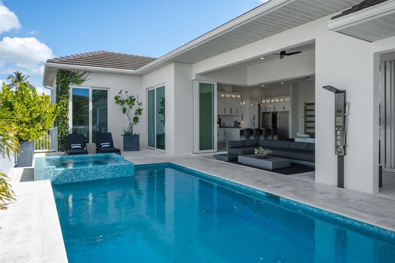 1643 Stanford Lane, Sarasota, FL 34231 Photo