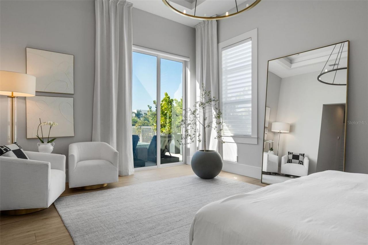 1643 Stanford Lane, Sarasota, FL 34231 Photo